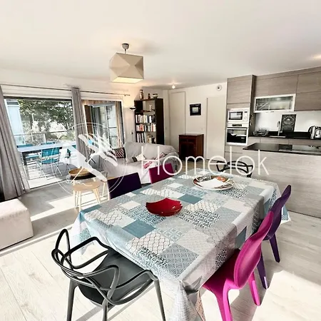 Spacieux T4 Neuf De Standing Plein Bourg Larmor-Plage Exterior photo